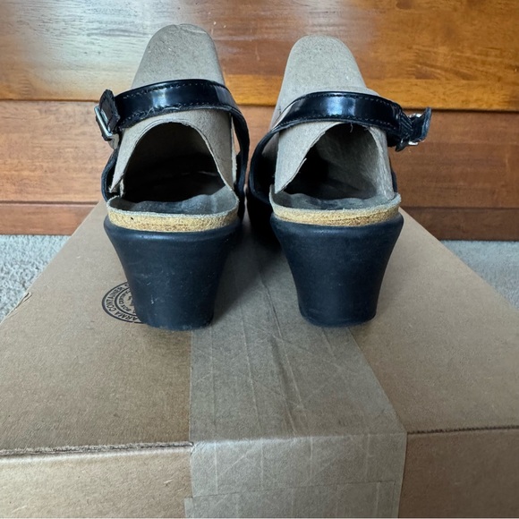 Mephisto Peep Toe Wedge Sandals - Picture 12 of 12